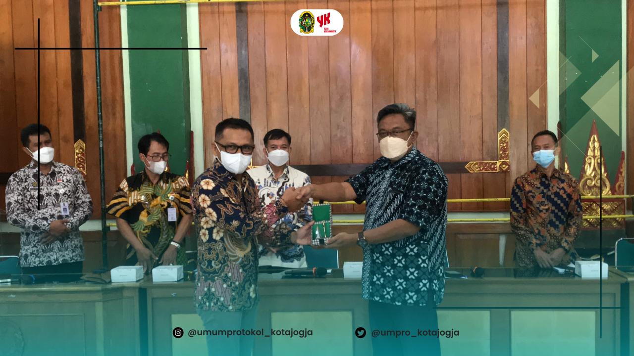 Pelatihan Kepemimpinan Administrator Angkatan IV dan V Provinsi Jawa Barat Ke Pemerintah Kota Yogyakarta